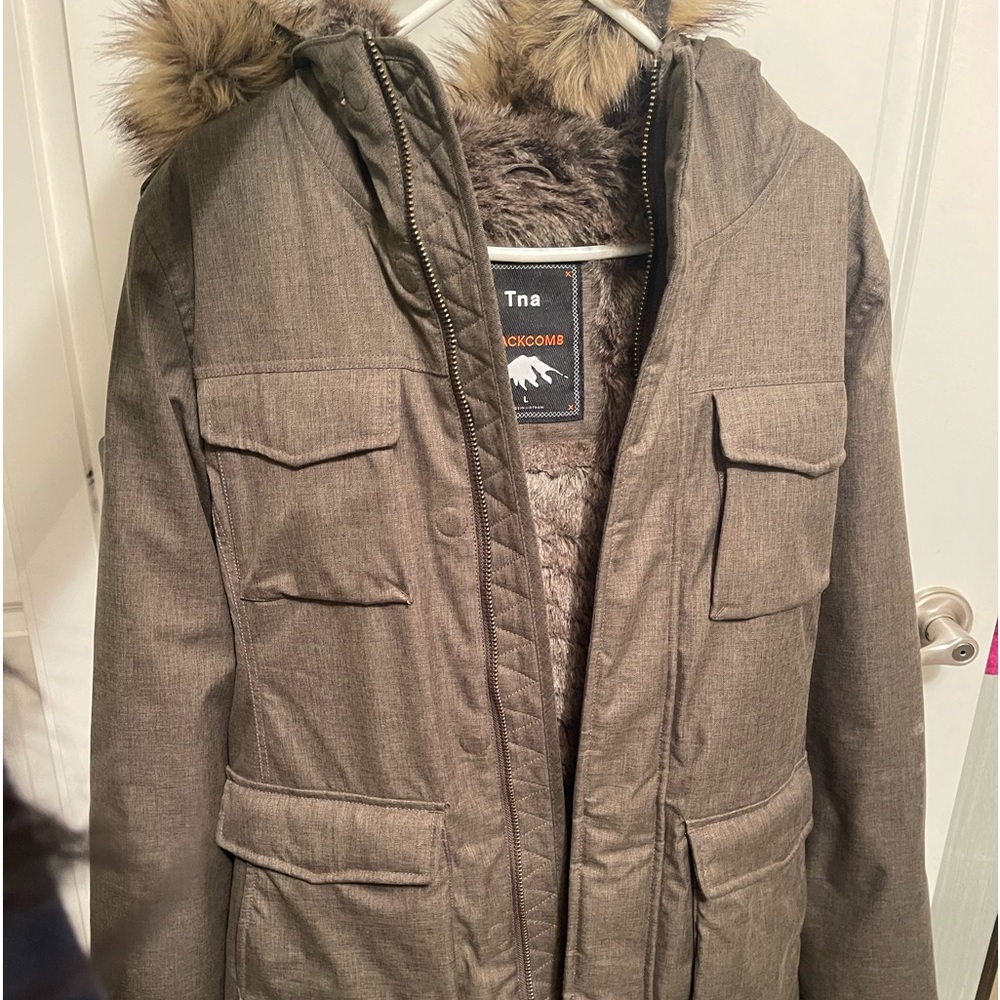TNA Winter parka 250